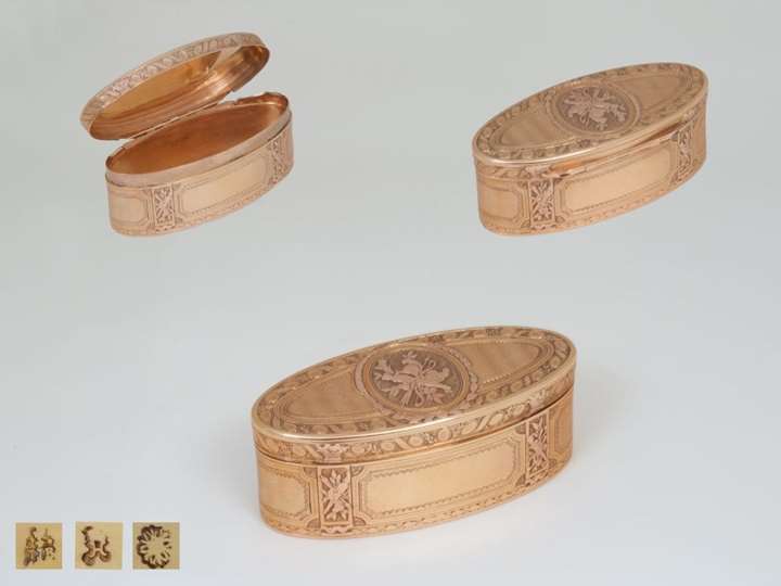 Golden Louis XV Oval Snuff Box